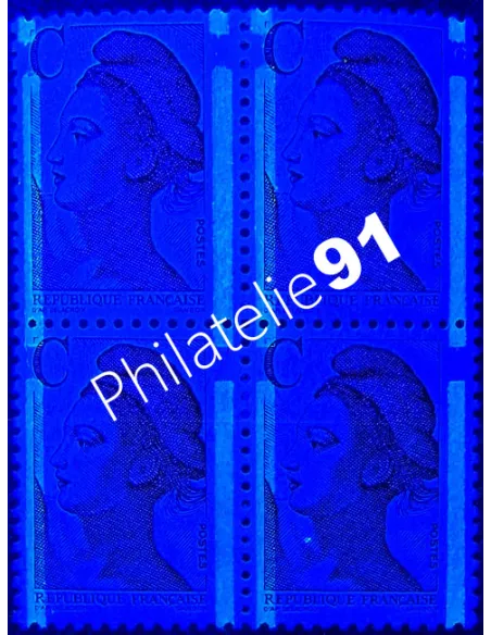 Variété sur bloc de 4 timbres n° 2616e, collection timbres France
