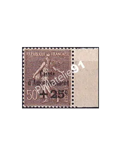 Timbre n° 267 neuf, avec bord de feuille, collection timbres France
