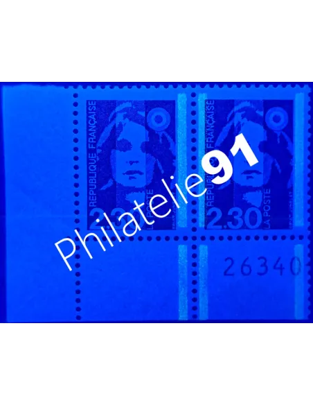 Variété sur paire de timbres n° 2614, collection timbres France