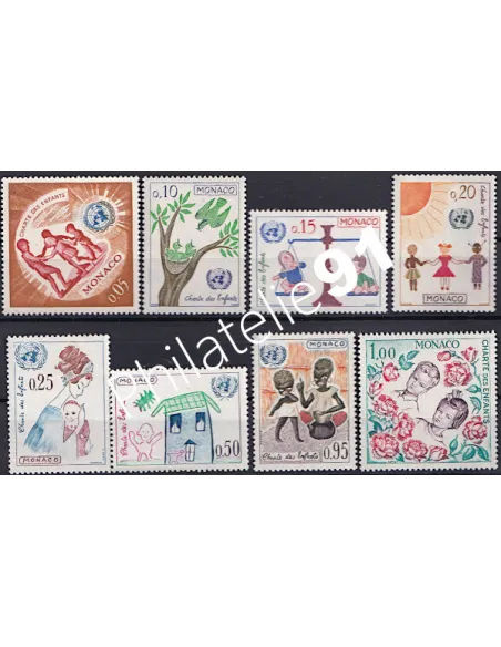 Timbres de MONACO n° 591 à 597** - Charte des enfants