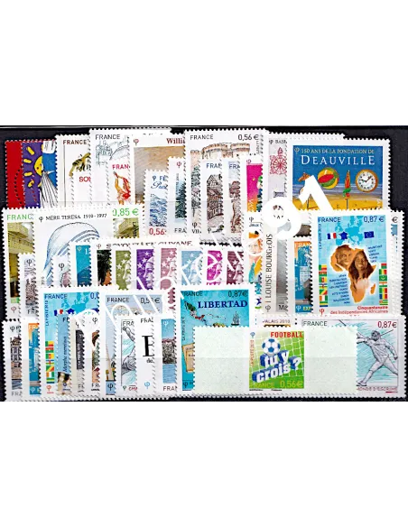 Année complète de timbres de France 2010 - Neuve**
