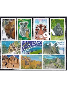 Lot de 10 timbres de service de France.