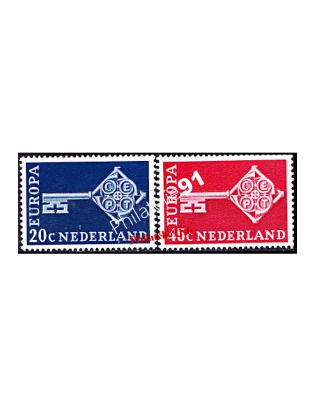 Timbres des PAYS-BAS n° 871 et 872 - EUROPA 1968