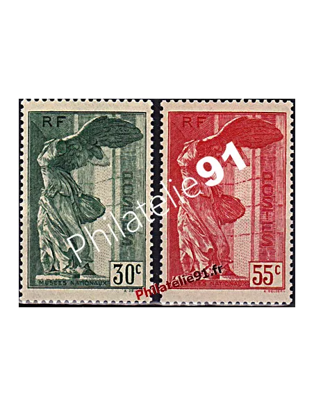 Timbres de France n° 354 et 355 - Victoire de Samothrace