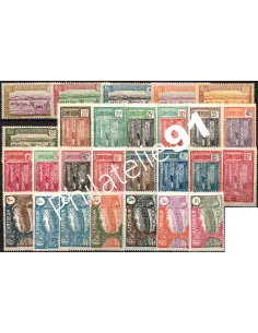 Timbres du CAMEROUN n° 106 à 132, timbres des colonies