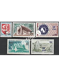 Timbres CFA n° 373 à 377 ** - Timbres de Reunion