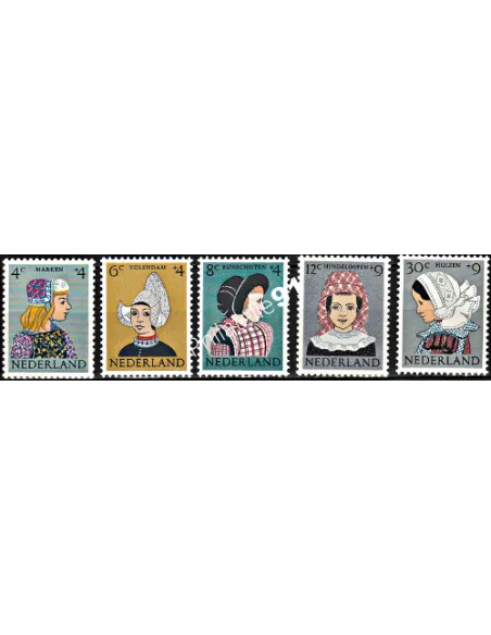 Timbres des Pays-Bas n° 728 à 732 - Costumes