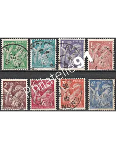 Timbre n° 649 à 656 oblitéré - collection timbres France