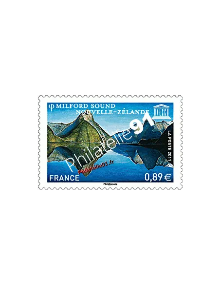 Timbre de Service de l'Unesco - Milford Sound (2011)