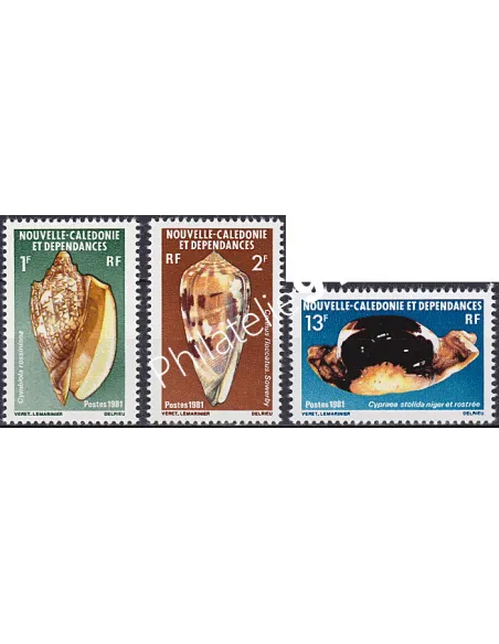 NOUVELLE CALEDONIE, n° 446 à 448, collection timbres Dom-Tom
