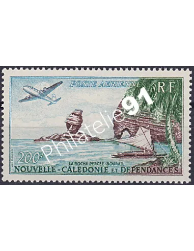 NOUVELLE CALEDONIE PA n° 72, La roche percée, timbre des colonies