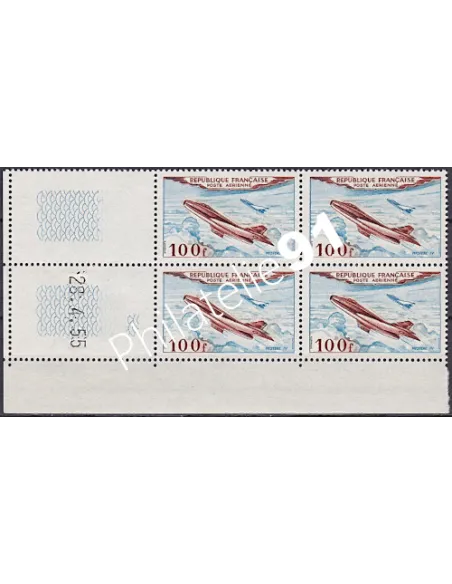 Coin daté sur Timbre PA n° 30,Poste Aérienne,Collection timbres France