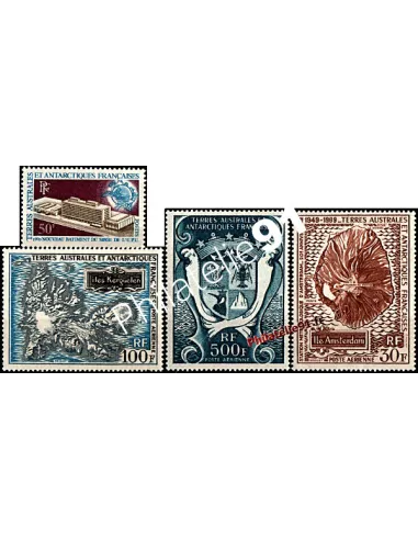Timbres des T.A.A.F. - Année complète 1970 neuve (poste + poste aérienne)