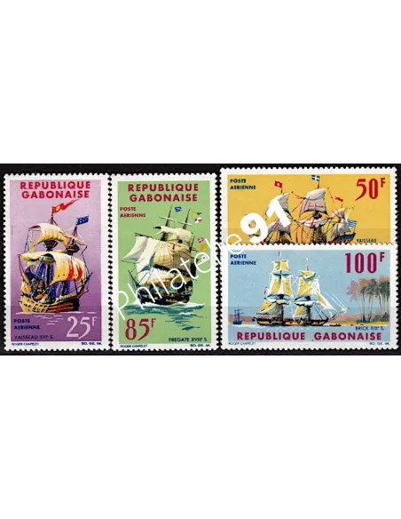 GABON - PA n°   32 à 35 ** - Navires d'autrefois