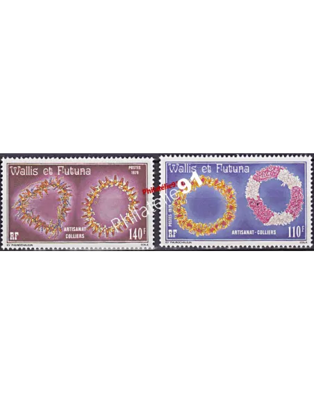 Timbres de WALLIS ET FUTUNA n° 241 à 242, fleurs, timbres des Dom-Tom
