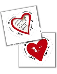 Les 2 timbres adhésifs coeurs Agnès B., timbres de France 2023