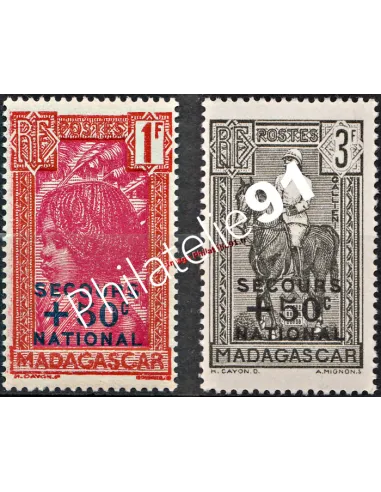 Timbres de MADAGASCAR n° 232 - 233 - Jeune fille Hova - Général Galliéni
