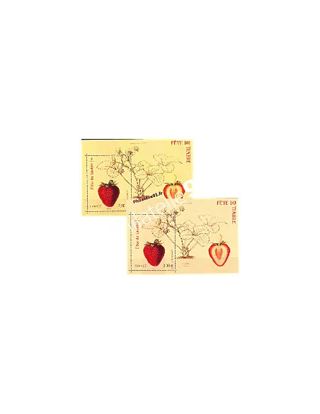 Feuille du timbre de France n° 4535  - Variété de couleur.Fraisier rubis