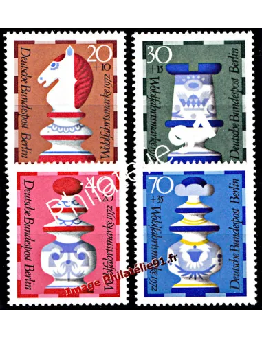 Timbres de BERLIN - n°  400 à 403 - Pièces de jeu d'échecs
