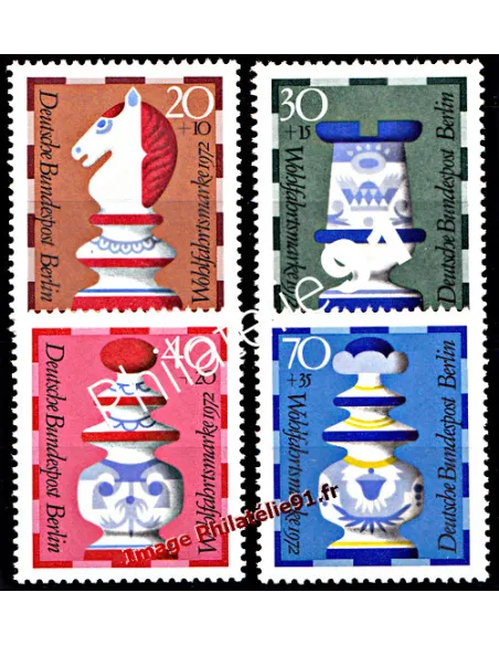 Timbres de BERLIN - n°  400 à 403 - Pièces de jeu d'échecs