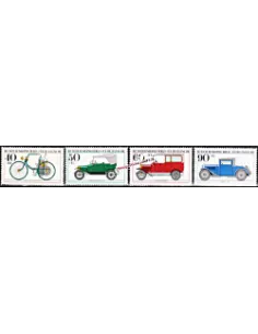 Timbres de BERLIN - n°  621 à 624 - Thématique: Véhicule Historique