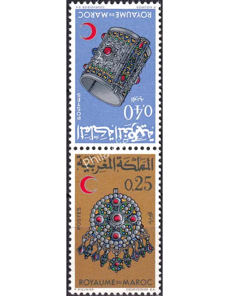 Maroc, n° 558A, Paire Tête-bêche, timbres Colonies françaises