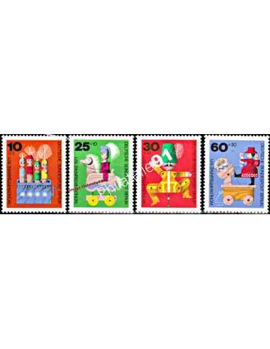 Timbres de BERLIN - n°  374 à 377 - Thématique: Enfance