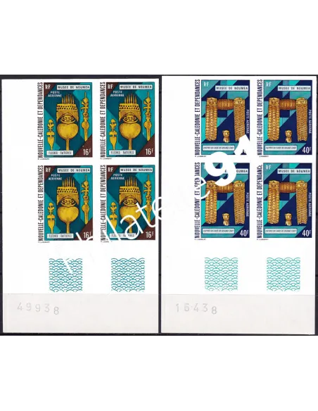 NOUVELLE CALEDONIE, PA n° 142 à 143 ND, 2 blocs de 4, timbres Dom-Tom