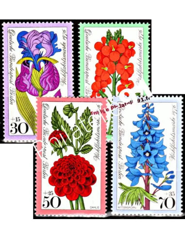 Timbres de BERLIN - n°  488 à 491 - Thématique : Fleurs